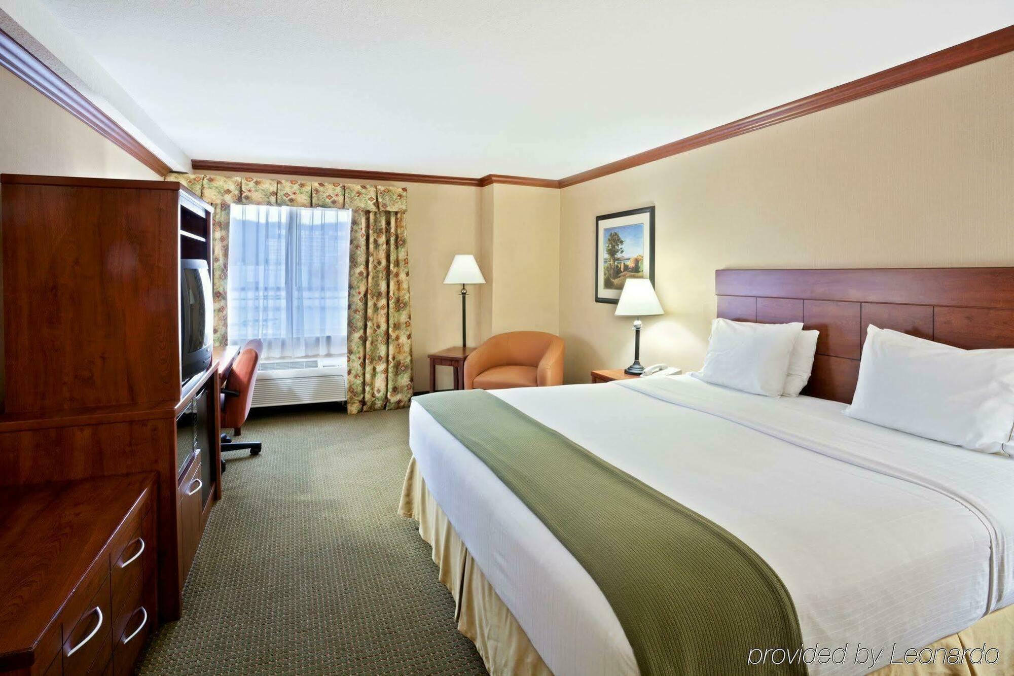 Holiday Inn Express Hotel & Suites Portland-Northwest Downtown By Ihg Exteriör bild